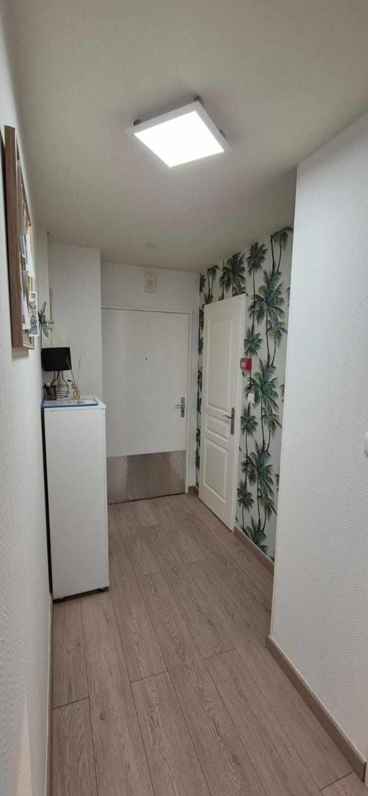 Nouveau !! Appartement Confortable Totalement Renove Avec Parking Gratuit - Hypercentre De Nancy Esterno foto