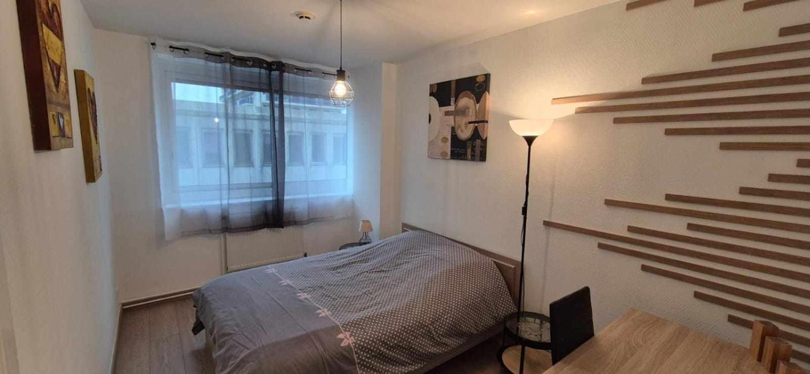 Nouveau !! Appartement Confortable Totalement Renove Avec Parking Gratuit - Hypercentre De Nancy Esterno foto