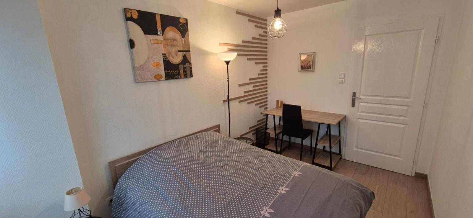 Nouveau !! Appartement Confortable Totalement Renove Avec Parking Gratuit - Hypercentre De Nancy Esterno foto